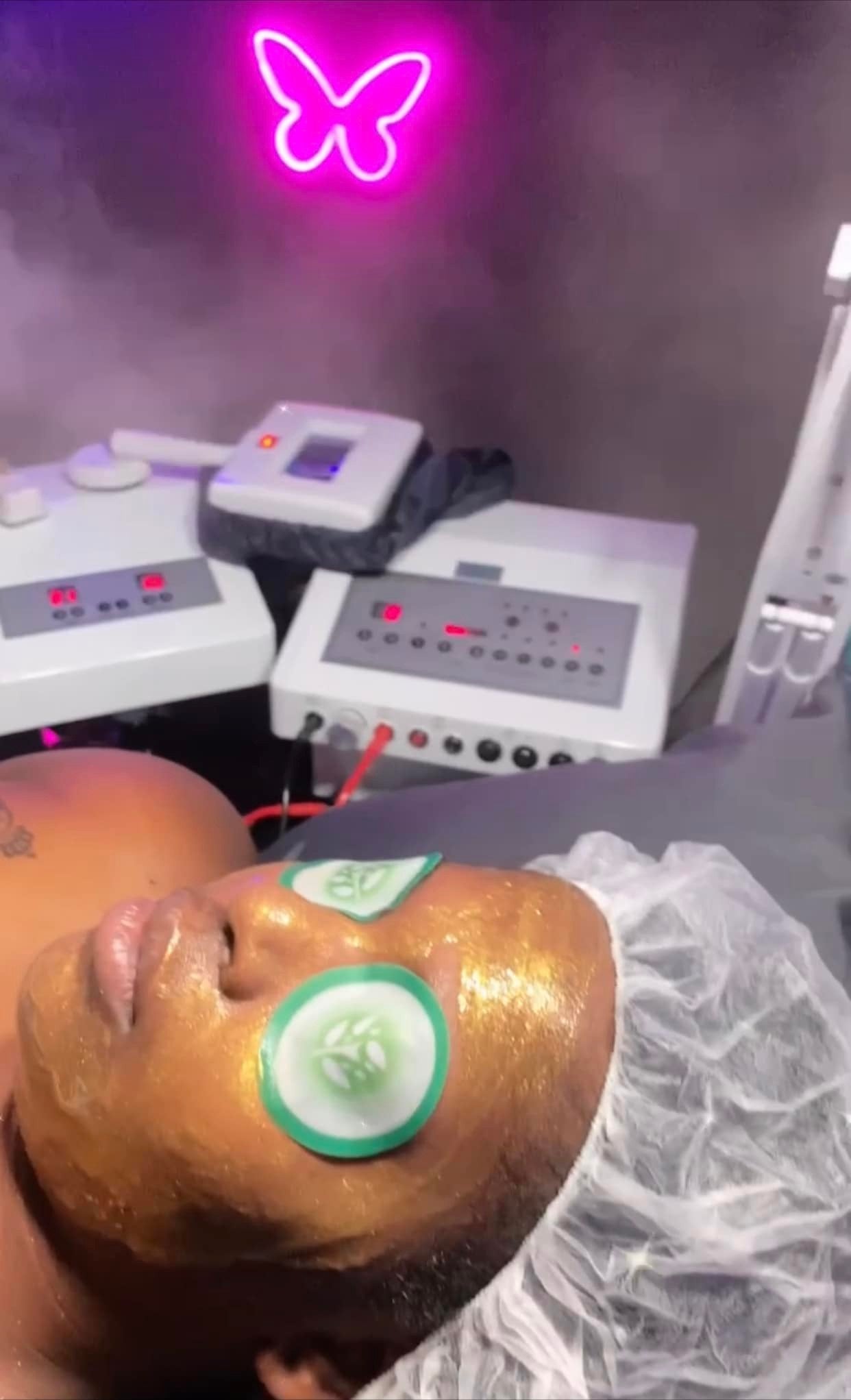 Eminence's 24 Karat Facial